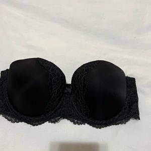 Victoria’s Secret Dream Angels strapless bra